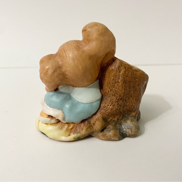 Vintage Woodlander Tinker Ware Stoneware Sally Bunny Rabbit Figurine - Picture 3 of 11